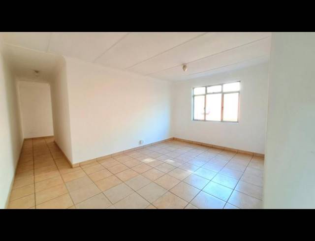 2 BEDROOM PROPERTY TO RENT IN SEA VIEW